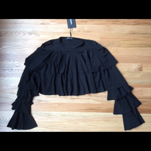 Ruffled top - Picture 6 of 8